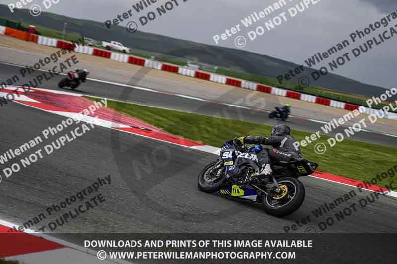 cadwell no limits trackday;cadwell park;cadwell park photographs;cadwell trackday photographs;enduro digital images;event digital images;eventdigitalimages;navarra;no limits trackdays;peter wileman photography;racing digital images;trackday digital images;trackday photos